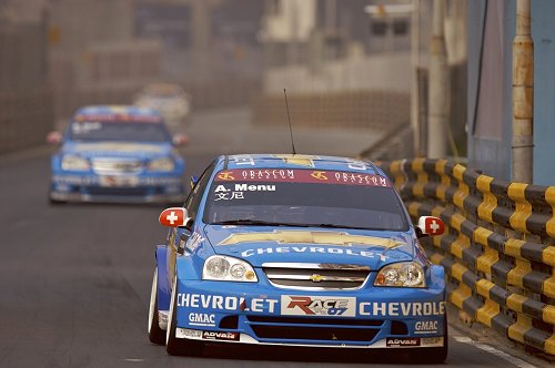 Alain Menu succesvol in de straten van Macau